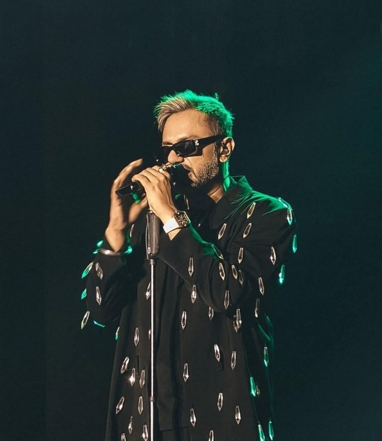 Honey Singh Wearing Balav's Droplet Blazer